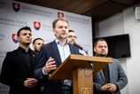 Hnutie Slovensko chce aby obcania mohli rozhodnut o skrateni volebneho obdobia