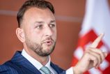 Prepojenie Ukrajinca s bombovymi vyhrazkami je