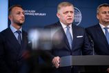Robert Fico si z nich robi dobry den a oni mu nadsene tlieskaju