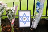 Britska policia pripustila ze jedna z obet utoku na synagogu mohla zomriet po neumyselnom zasahu policajnou gulkou
