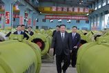 Kim Cong un oznamuje vystavbu novych zbrojoviek