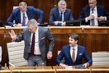 Vlada berie ludom peniaze na energopomoc tvrdi Viskupic Ministerka Sakova obhajuje system pre 90 percent domacnosti