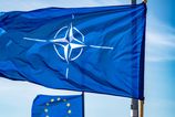 Mark Rutte a Mette Frederiksenova NATO by malo posilnit bezpecnost v Arktide