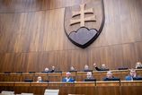 SaS predlozila uznesenie na podporu gronska politika na vsetky styri svetove strany nas pripravuje o spojencov