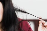 Myslela som si ze som jedina otec sa mi smial Trichotillomania je neviditelny problem