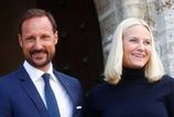 Norska korunna princezna vydala vyhlasenie v ktorom vyjadrila hlboku lutost nad svojim priatelstvom s Jeffreym Epsteinom