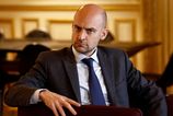 Vladimir Putin je podla Francuzska pripraveny pouzit biologicke zbrane proti svojim vlastnym ludom aby si udrzal moc
