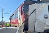 tragicka smrt v novych zamkoch vlak a kamion sa ociitli v plamenoch vodic nemal sancu na prezitie