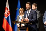 Bratislava sa pripravuje na horuce volby Vallo a Droba obhajuju svoju moc do hry vstupuju aj Raz Cahojova a nove mena