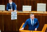 Debilna slovenska politika pyta sa sociolog Zelinsky Kto moze za to ze sa politici odtrhli od reality videopodcast