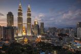 Kuala Lumpur Mrakodrapy len navonok skuton poklad najdete v tichch ulikch