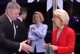 Uniklo video ako Robert Fico podvdza svojich voliov