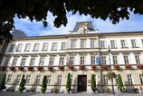 Ustavny sud pozastavil staznosti v tendri na zachranky z roku 2019 a odkaza na spravne sudy