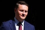 vzbura u labouristov britsky minister zdravotnictva wes streeting podal demisiu a otvorene kritizuje vladu keira starmera