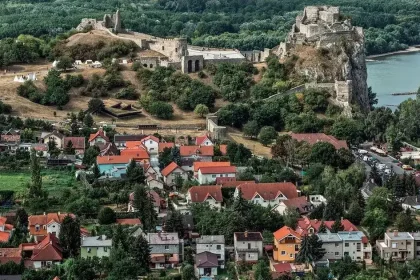 Dlh bratislavského Devína bude v apríli 2027 nevymožiteľný, konsolidácia sa skončí