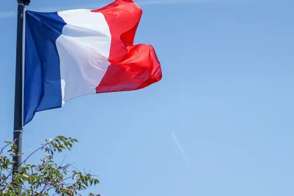 Francúzsko prešetruje vykoľajenie vlaku ako možnú sabotáž