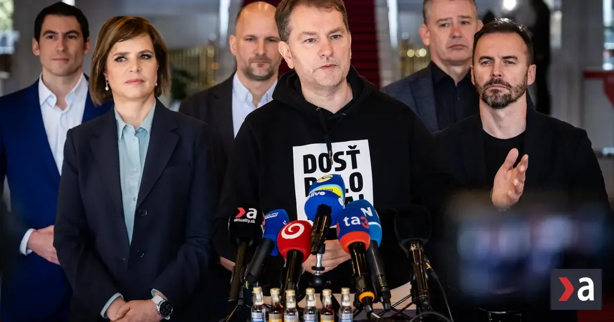 Hnutie Slovensko žiada parlament, aby riešil drahé palivá, a chce kresať platy ministrom