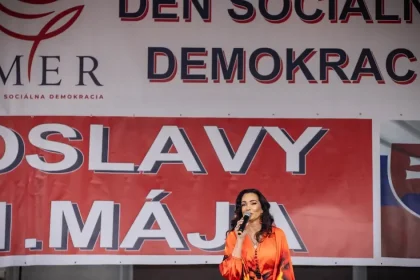 Moderátorka po kauze: Nie som fialová, červená ani modrá