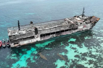 Po požiari filipínskeho trajektu našli ďalších 30 tiel, počet obetí stúpol na 35